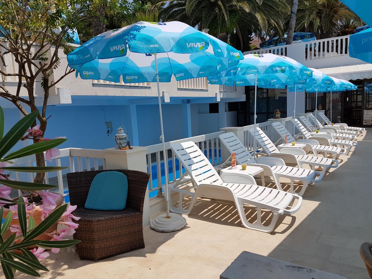 Garni Hotel Vila Aleksandar Herceg Novi Eksteriør billede